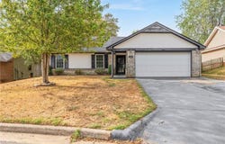 805 N ST, Barling, AR 72923