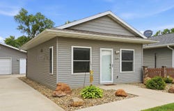 219 COLLINS Avenue, Evansdale, IA 50707