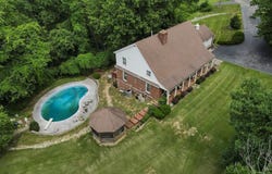 22 Frontenac Place, Godfrey, IL 62035