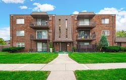 903 Elder Road, Homewood, IL 60430