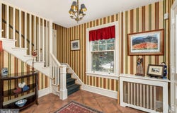 302 8TH Street, RIVERTON, NJ 08077