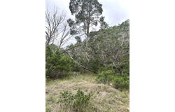 178 N Ringtail Rd, Camp Wood, TX 78833