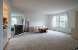 10 Walnut Ct, Blawnox, PA 15238