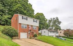 1114 Mcknight Dr, Bethel Park, PA 15102