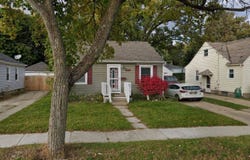1204 George St, Lansing, MI 48910