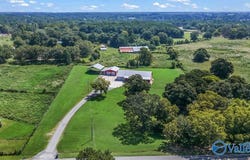 3439 Oneonta Cut-Off Road, Albertville, AL 35950