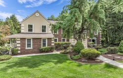 4 Wingate Terrace, Holmdel, NJ 07733