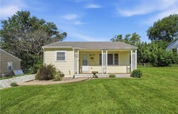1430 S Kings Highway, Independence, MO 64055