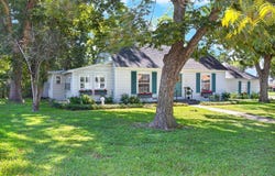 919 E Houston, Crockett, TX 75835