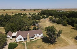 220 Wall Ave, Mullinville, KS 67109