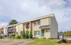 3154 Camberly Dr, Hampton, PA 15044