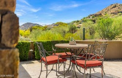 4602 E MOCKINGBIRD Lane, Paradise Valley, AZ 85253