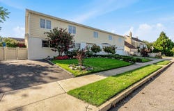 85 Suffolk Boulevard, Atlantic Beach, NY 11509