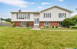 36 Cross Hill Road, Wethersfield, CT 06109