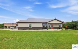 1389 NW 1000 Road, Urich, MO 64788