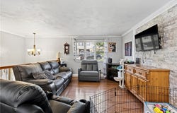 522 Saint George Dr, N Versailles, PA 15137