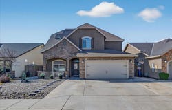 2148 La Canada, Clovis, CA 93619