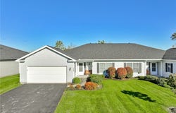 328 Walker Drive, Canandaigua, NY 14424