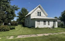 205 N Hamilton Street, Keota, IA 52248