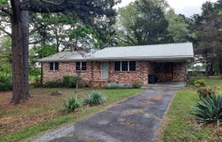 413 Redbud Avenue, Mountain View, AR 72560
