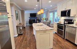 4220 Kings Court Dr, Roanoke, VA 24018