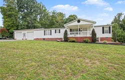 2298 Ray Loop Road, Westfield, NC 27053