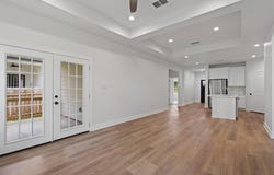 889 S Leon, Giddings, TX 78942