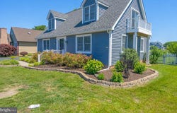 18 BAY BREEZE DR, LEWES, DE 19958