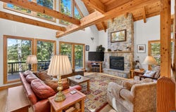 911 DEVILS KNOB LOOP, WINTERGREEN RESORT, VA 22967