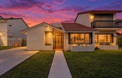 1432 SW 118th Ave, Miami, FL 33184