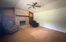 137 Adams Way, DeFuniak Springs, FL 32435