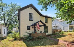 303 E Wea Street, Paola, KS 66071