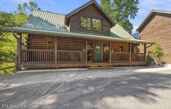 620 Chickasaw Gap Way, Pigeon Forge, TN 37863