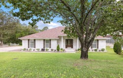 449 Ruckel Drive, Niceville, FL 32578