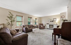 84 Amhurst St, IowaCity, IA 52245