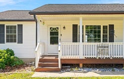 5022 Abilene Road, Farmville, VA 23901