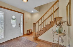 5746 Stone Road, Lockport, NY 14094