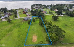 657 Bells Island Road, Currituck, NC 27929
