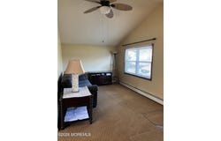42 Central Avenue, Waretown, NJ 08758