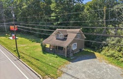 2592 Route 6, Hawley, PA 18428