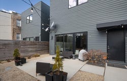 559 E 50th Street, Chicago, IL 60615