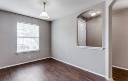 105 Loryn Dr, Hutto, TX 78634