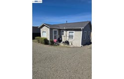 21003 Foothill Blvd, Hayward, CA 94541