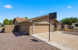 686 W 22ND Avenue, Apache Junction, AZ 85120