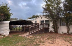 497 Cool Water Dr, Bastrop, TX 78602