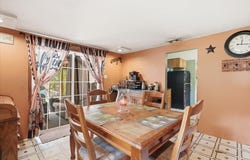 28616 W Benjamin Avenue, Spring Grove, IL 60081