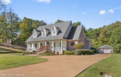 193 E Crockett Loop, Hernando, MS 38632