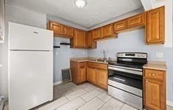 30 Orange St, Fall River, MA 02720