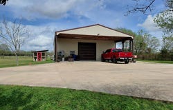 3831 COUNTY ROAD 211, Danbury, TX 77534