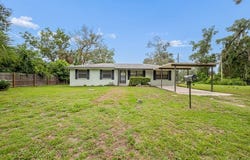 206 NE Sixth St, Trenton, FL 32693